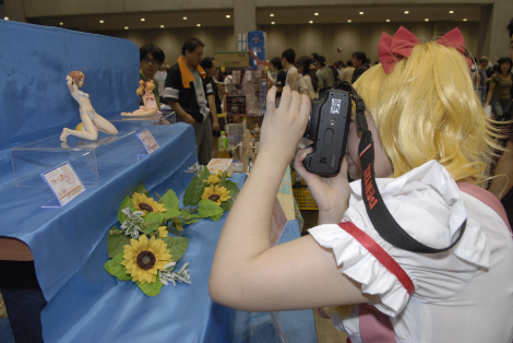 _dsc96331 otaku vistor to Wonder festival